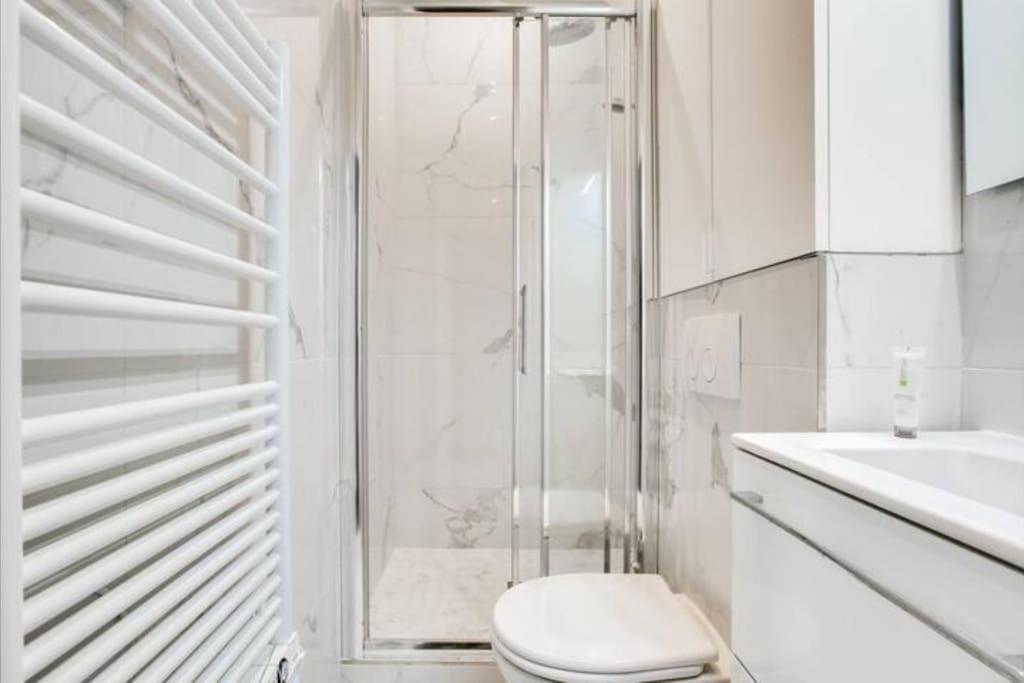 03 Tour Eiffel Appartement Pour 7 Personnes Paris Exterior photo