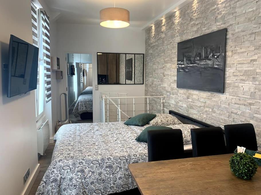 03 Tour Eiffel Appartement Pour 7 Personnes Paris Exterior photo